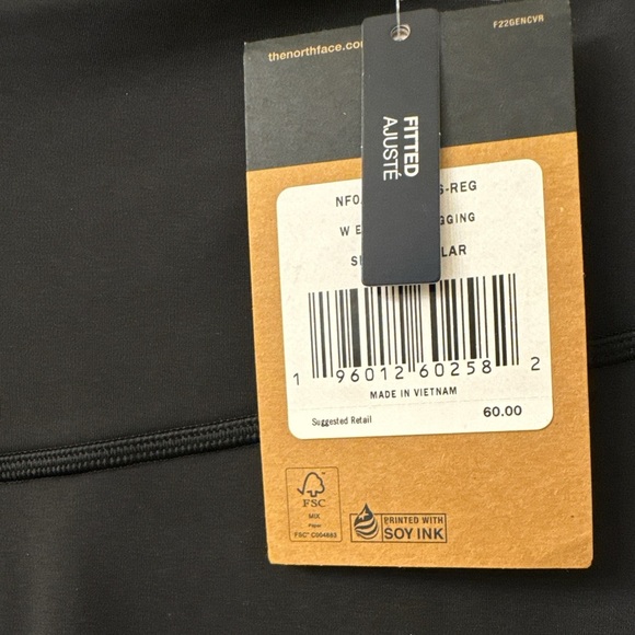 NWT The North Face Elevation 7/8 Legging- Women’s Small - Picture 5 of 8
